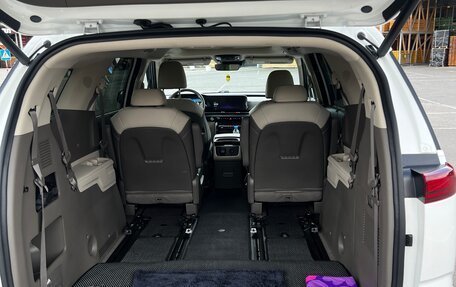 KIA Carnival, 2021 год, 4 400 000 рублей, 38 фотография