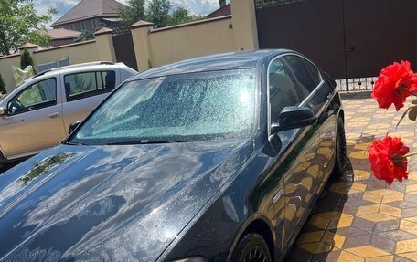 BMW 5 серия, 2013 год, 1 800 000 рублей, 2 фотография