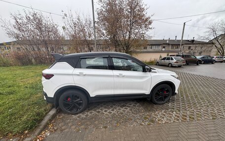 Geely Coolray I, 2024 год, 1 600 000 рублей, 6 фотография