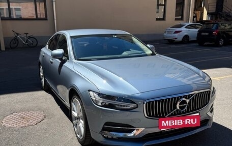 Volvo S90 II рестайлинг, 2017 год, 3 050 000 рублей, 3 фотография
