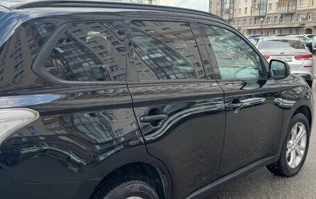 Mitsubishi Outlander III рестайлинг 3, 2013 год, 1 320 000 рублей, 11 фотография