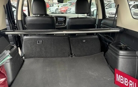 Mitsubishi Outlander III рестайлинг 3, 2013 год, 1 320 000 рублей, 17 фотография