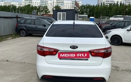 KIA Rio III рестайлинг, 2013 год, 650 000 рублей, 12 фотография