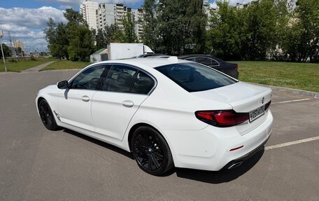 BMW 5 серия, 2021 год, 4 800 000 рублей, 4 фотография