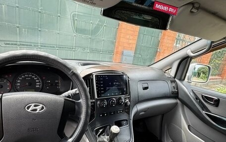 Hyundai Grand Starex Grand Starex I рестайлинг 2, 2009 год, 1 350 000 рублей, 9 фотография
