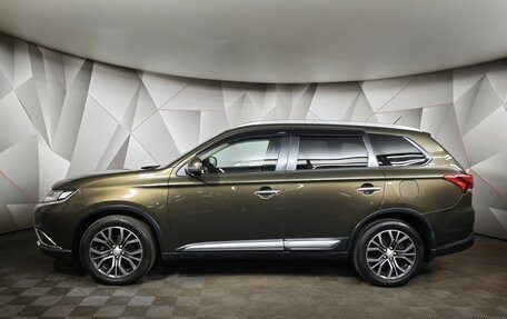 Mitsubishi Outlander III рестайлинг 3, 2016 год, 1 549 000 рублей, 5 фотография