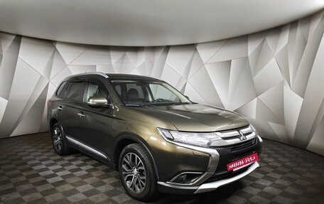 Mitsubishi Outlander III рестайлинг 3, 2016 год, 1 549 000 рублей, 3 фотография