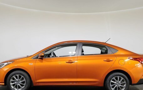 Hyundai Solaris II рестайлинг, 2022 год, 1 800 000 рублей, 8 фотография