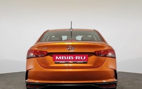 Hyundai Solaris II рестайлинг, 2022 год, 1 800 000 рублей, 6 фотография