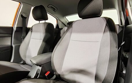 Hyundai Solaris II рестайлинг, 2022 год, 1 800 000 рублей, 13 фотография