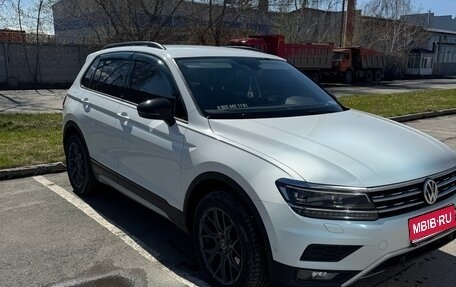 Volkswagen Tiguan II, 2020 год, 3 100 000 рублей, 1 фотография