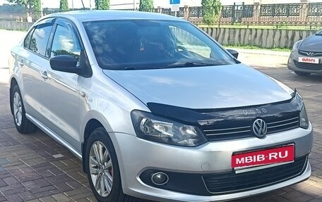 Volkswagen Polo VI (EU Market), 2013 год, 670 000 рублей, 1 фотография