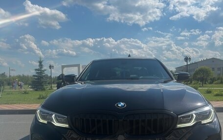 BMW 3 серия, 2019 год, 3 590 000 рублей, 4 фотография