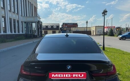 BMW 3 серия, 2019 год, 3 590 000 рублей, 11 фотография