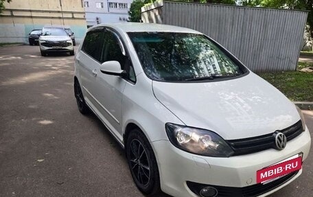 Volkswagen Golf Plus II, 2012 год, 690 000 рублей, 2 фотография