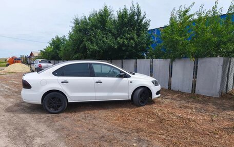 Volkswagen Polo VI (EU Market), 2013 год, 525 000 рублей, 3 фотография