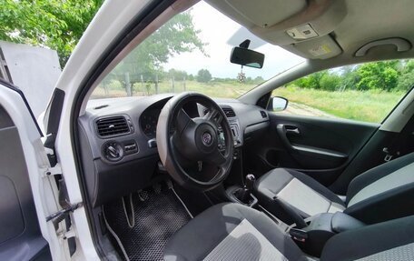 Volkswagen Polo VI (EU Market), 2013 год, 525 000 рублей, 5 фотография