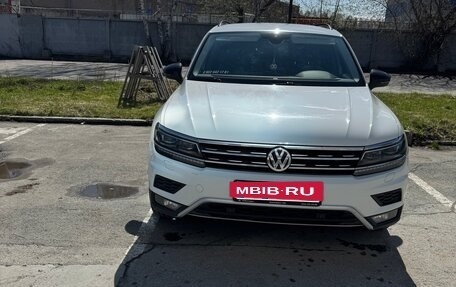 Volkswagen Tiguan II, 2020 год, 3 100 000 рублей, 6 фотография