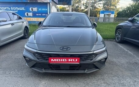 Hyundai Elantra, 2023 год, 1 170 000 рублей, 3 фотография