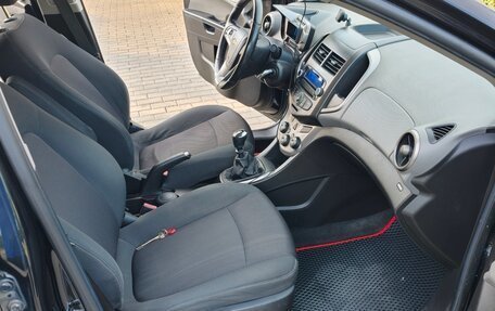 Chevrolet Aveo III, 2013 год, 900 000 рублей, 17 фотография