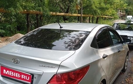 Hyundai Solaris II рестайлинг, 2012 год, 1 000 000 рублей, 11 фотография