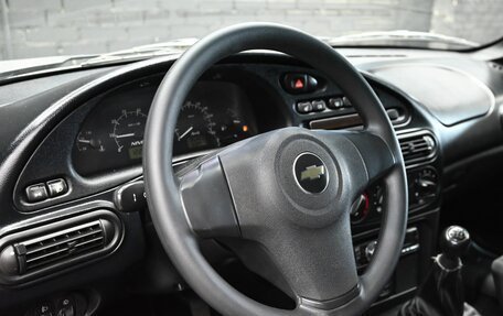 Chevrolet Niva I рестайлинг, 2017 год, 840 000 рублей, 12 фотография