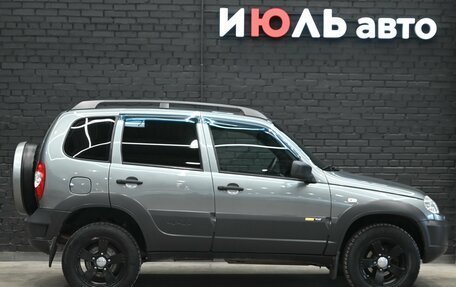 Chevrolet Niva I рестайлинг, 2017 год, 840 000 рублей, 9 фотография
