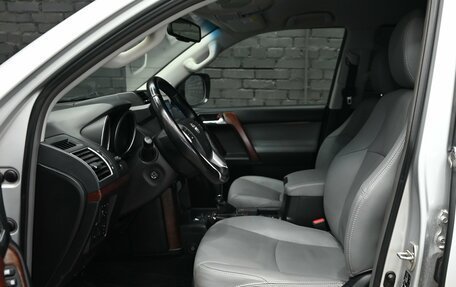 Toyota Land Cruiser Prado 150 рестайлинг 2, 2014 год, 3 950 000 рублей, 10 фотография