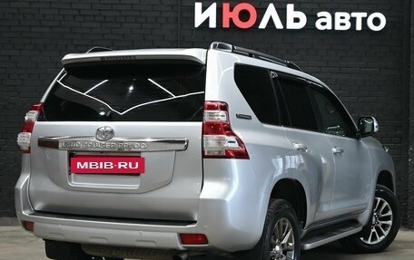 Toyota Land Cruiser Prado 150 рестайлинг 2, 2014 год, 3 950 000 рублей, 7 фотография