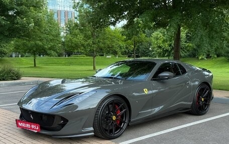 Ferrari 812, 2021 год, 46 800 000 рублей, 15 фотография