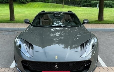 Ferrari 812, 2021 год, 46 800 000 рублей, 13 фотография