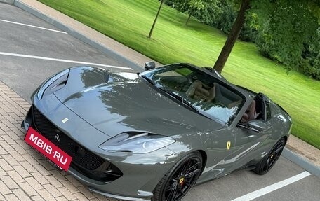 Ferrari 812, 2021 год, 46 800 000 рублей, 14 фотография