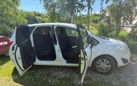 Opel Meriva, 2013 год, 700 000 рублей, 4 фотография