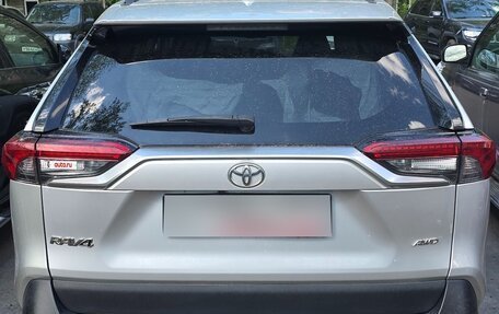 Toyota RAV4, 2021 год, 3 450 000 рублей, 3 фотография