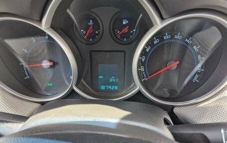 Chevrolet Cruze II, 2015 год, 860 000 рублей, 9 фотография