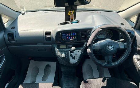 Toyota Wish II, 2005 год, 799 000 рублей, 16 фотография