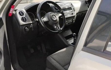 Volkswagen Tiguan I, 2011 год, 1 100 000 рублей, 3 фотография