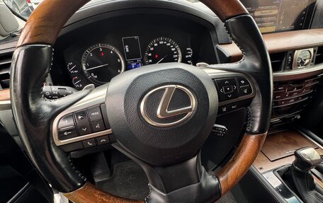 Lexus LX III, 2016 год, 5 350 000 рублей, 10 фотография