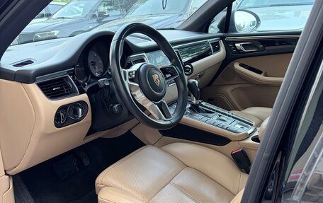Porsche Macan I рестайлинг, 2017 год, 4 950 000 рублей, 7 фотография