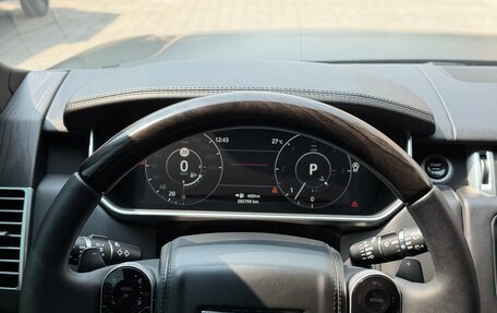 Land Rover Range Rover IV рестайлинг, 2017 год, 6 000 000 рублей, 24 фотография