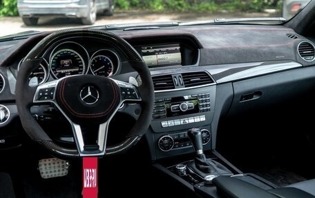 Mercedes-Benz C-Класс AMG, 2012 год, 6 500 000 рублей, 25 фотография