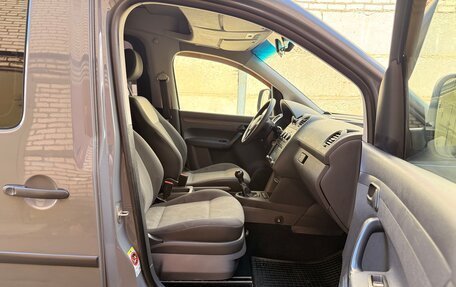 Volkswagen Caddy III рестайлинг, 2010 год, 785 000 рублей, 11 фотография