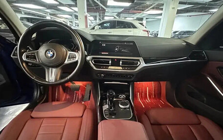 BMW 3 серия, 2022 год, 2 990 000 рублей, 7 фотография