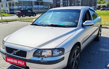 Volvo S60 III, 2002 год, 290 000 рублей, 1 фотография