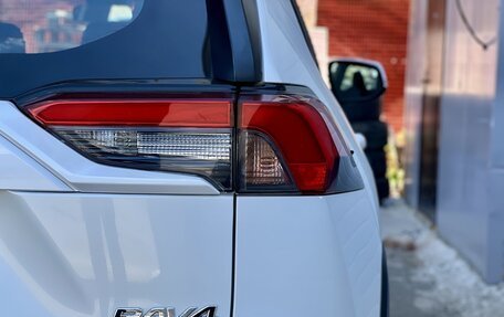 Toyota RAV4, 2021 год, 2 649 000 рублей, 7 фотография