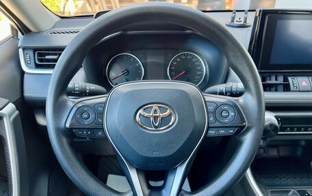 Toyota RAV4, 2021 год, 2 649 000 рублей, 13 фотография