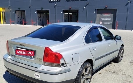 Volvo S60 III, 2002 год, 290 000 рублей, 4 фотография