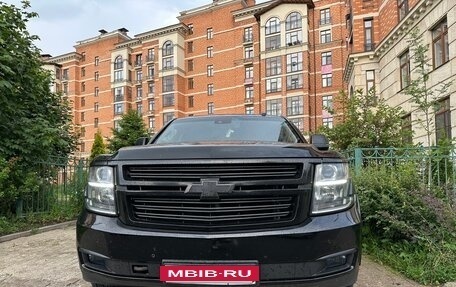 Chevrolet Tahoe IV, 2015 год, 4 200 000 рублей, 2 фотография