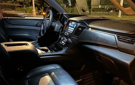 Chevrolet Tahoe IV, 2015 год, 4 200 000 рублей, 10 фотография