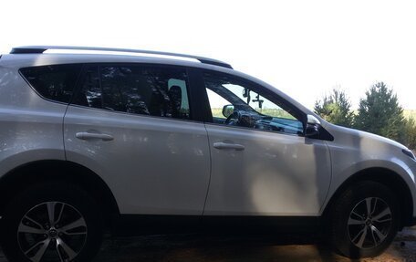 Toyota RAV4, 2017 год, 2 650 000 рублей, 4 фотография